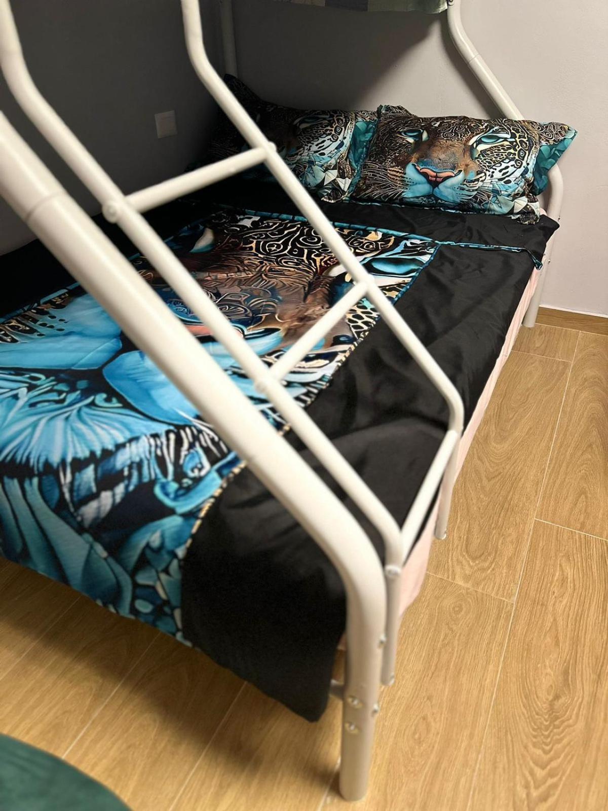 Delir Apartament *